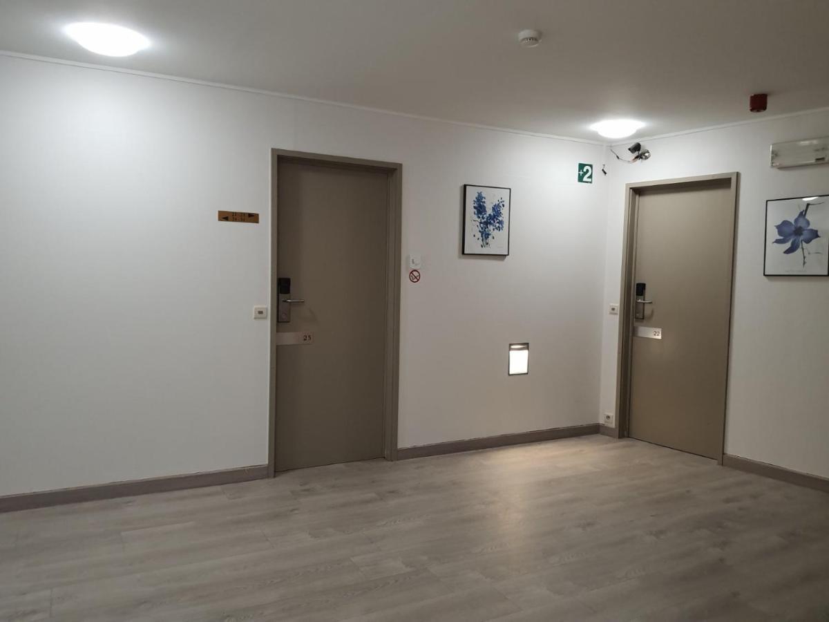 Hotel New Flanders Sint-Niklaas Exteriör bild