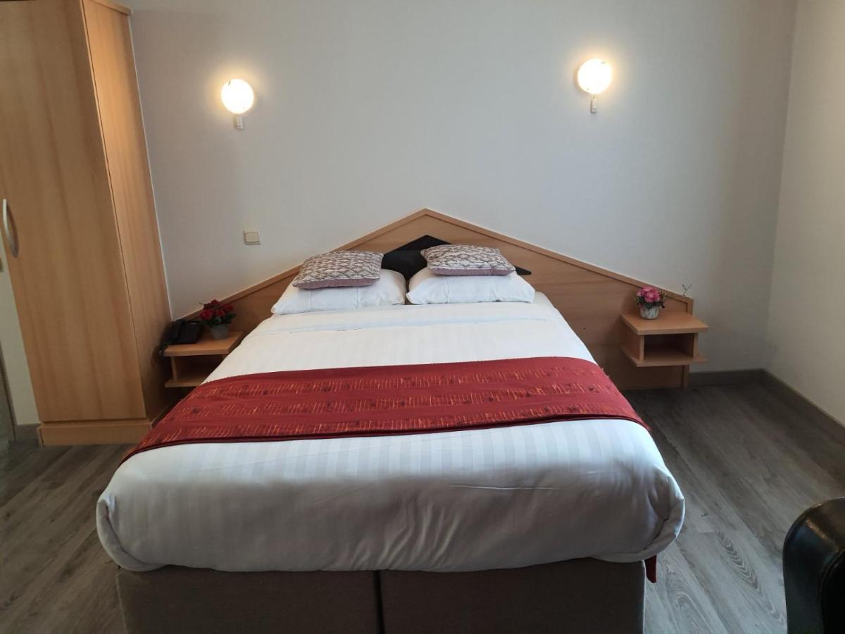Hotel New Flanders Sint-Niklaas Exteriör bild